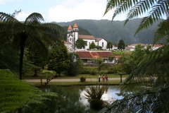 Furnas